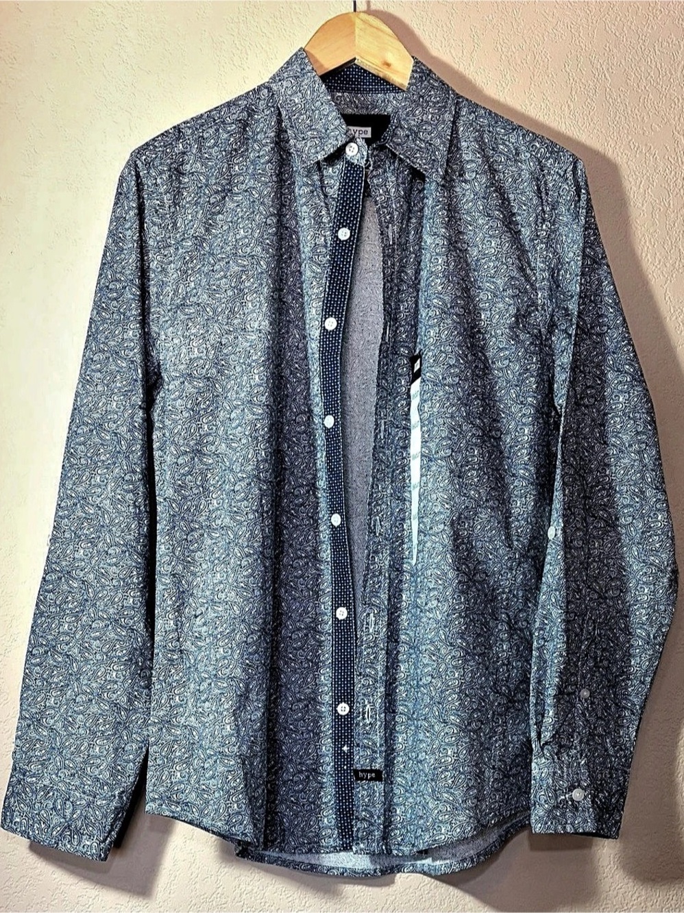 hype Men's Size M Paisley Button Down Shirt Blue White Long Sleeve NWT